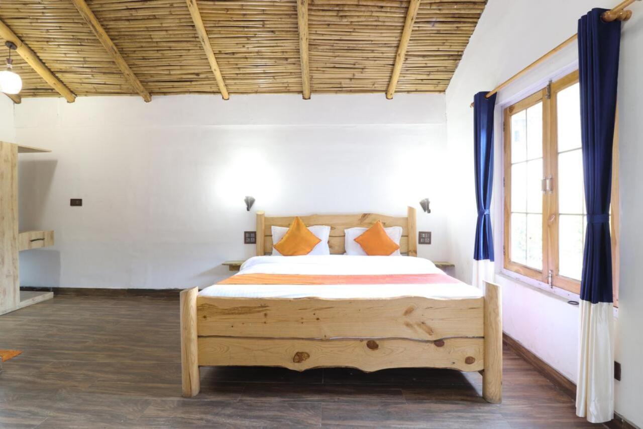 Fabescape Pine Hill View Hotel Nainital Exterior foto